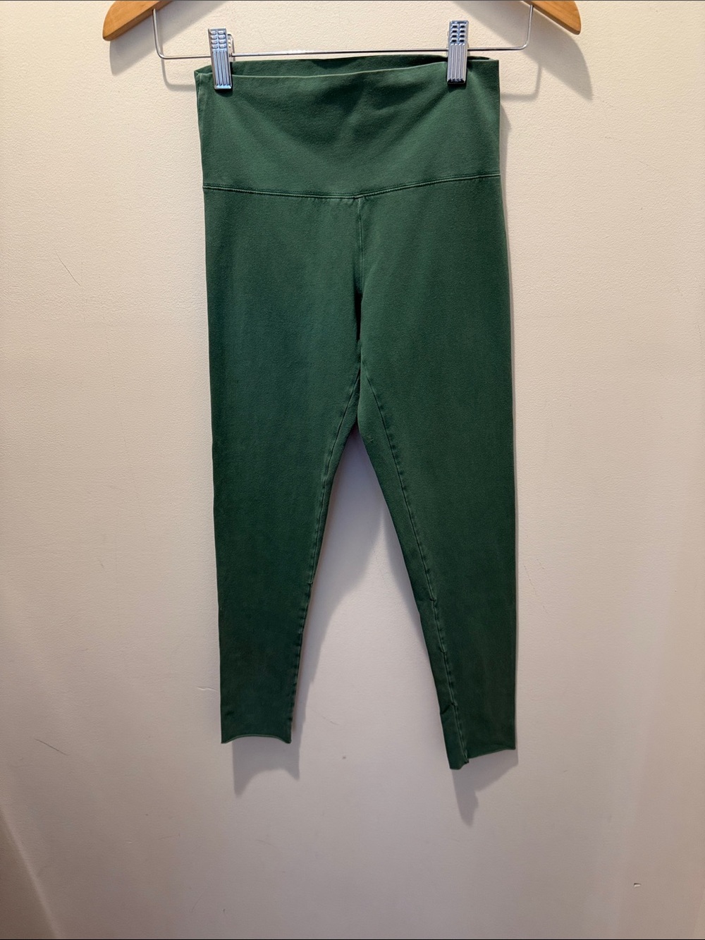 TNA cotton leggings in size small